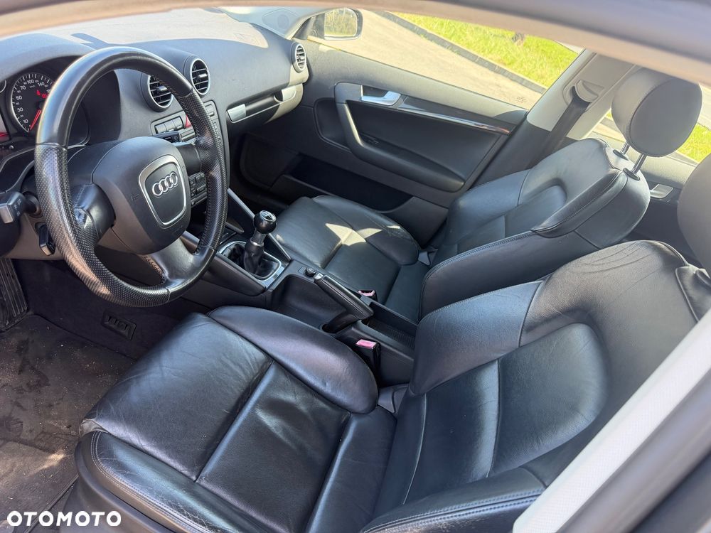 Audi A3 Sportback 2.0 TFSI Attraction - 10