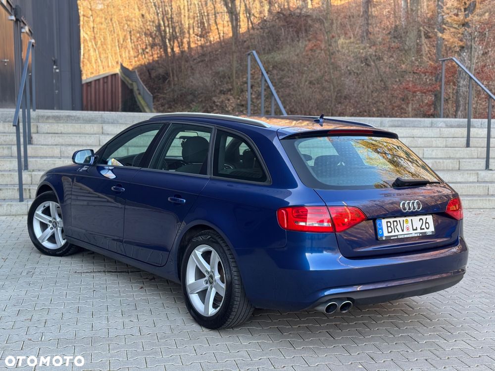 Audi A4 Avant 2.0 TDI DPF multitronic Ambiente - 12