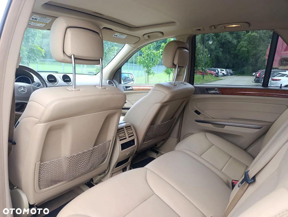 Mercedes-Benz ML 350 4Matic 7G-TRONIC - 15