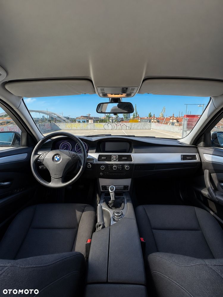BMW Seria 5 520d - 8