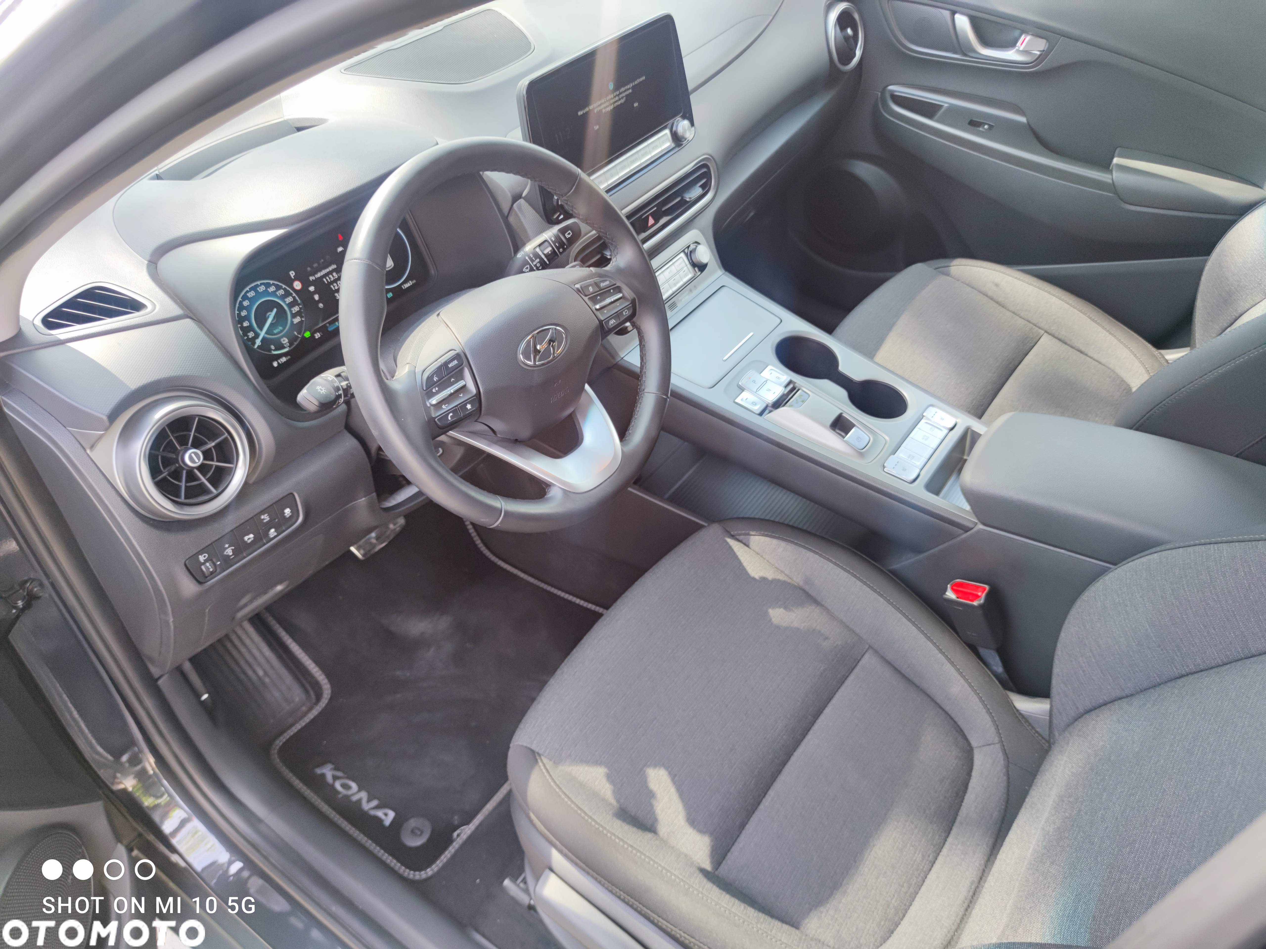 Hyundai Kona Electric 39kWh Premium - 10