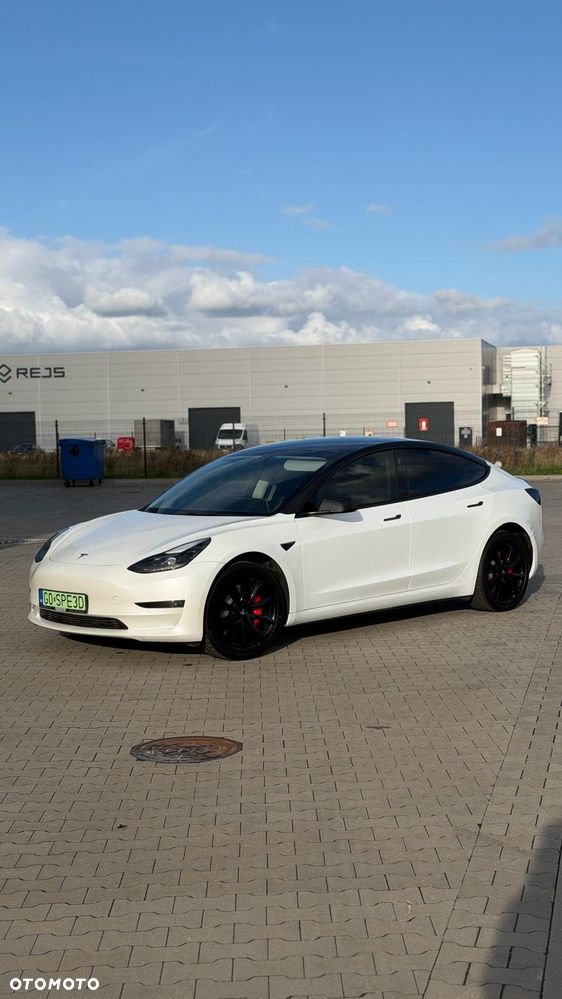 Tesla Model 3 Performance AWD - 1