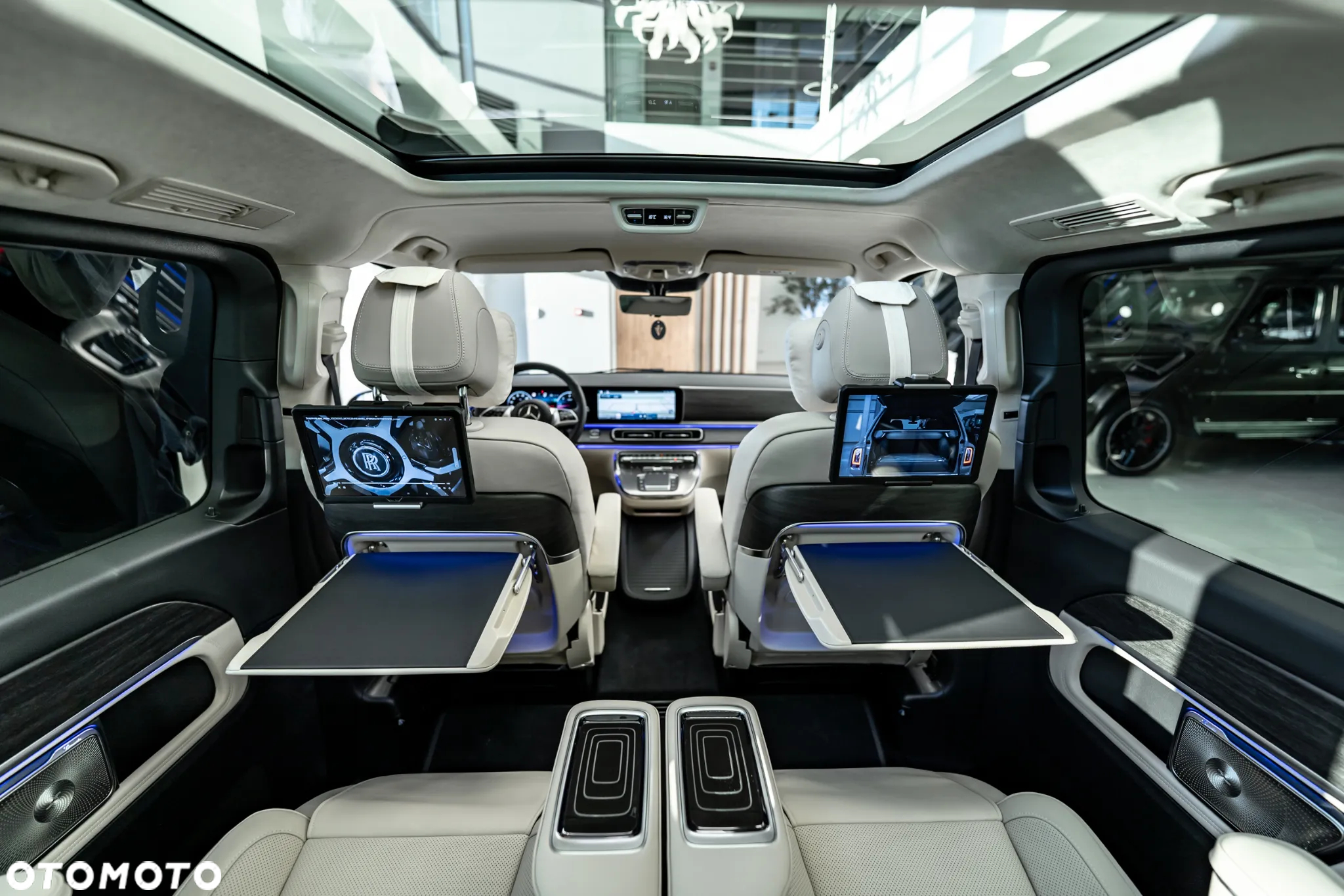 Mercedes-Benz Klasa V 300 d lang 4Matic 9G-TRONIC Exclusive Edition - 32