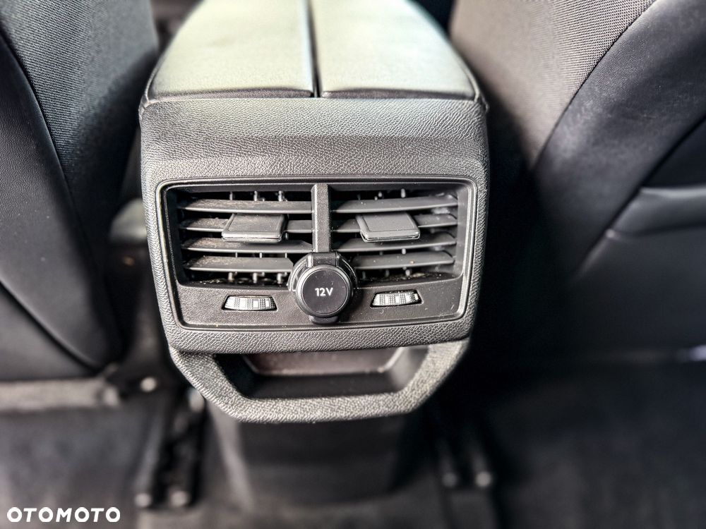 Peugeot 3008 BlueHDi 130 Stop & Start Active Business-Paket - 28