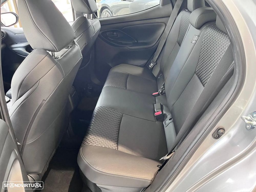 Mazda 2 1.5 L Hybrid VVT-i Homura - 18