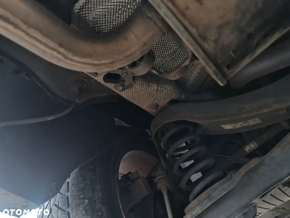 Ford Kuga 2.0 TDCi 4x4 Titanium - 38