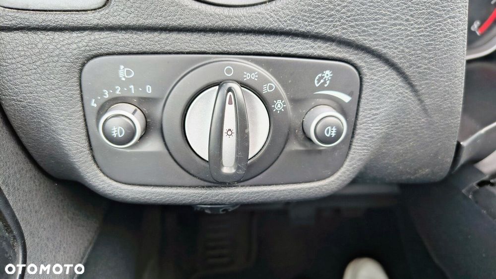 Ford S-Max - 34
