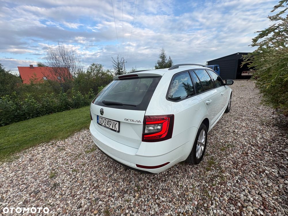 Skoda Octavia 1.6 TDI Ambition - 4