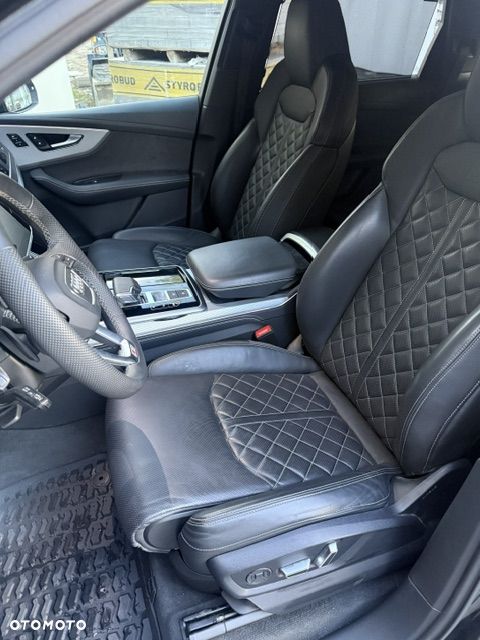 Audi Q7 - 17