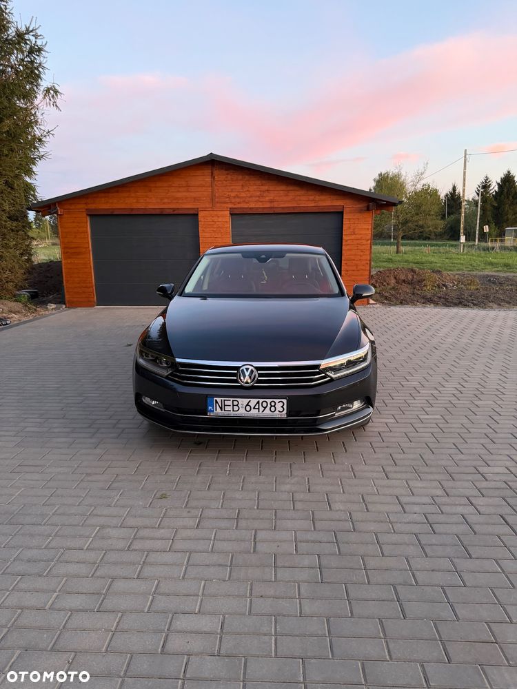 Volkswagen Passat 2.0 TDI SCR Highline DSG - 2
