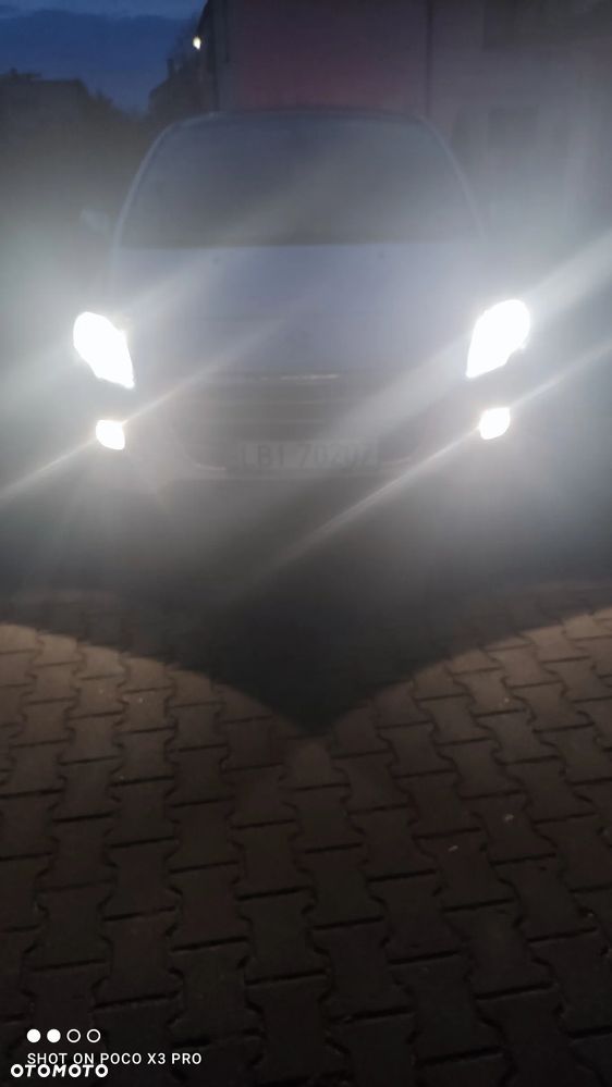 Peugeot 3008 1.6 THP Style - 19