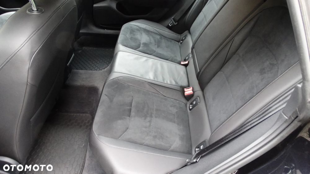 Volkswagen Arteon 2.0 TDI SCR Elegance DSG - 13
