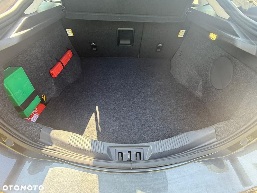 Ford Mondeo 2.0 EcoBoost Titanium - 18