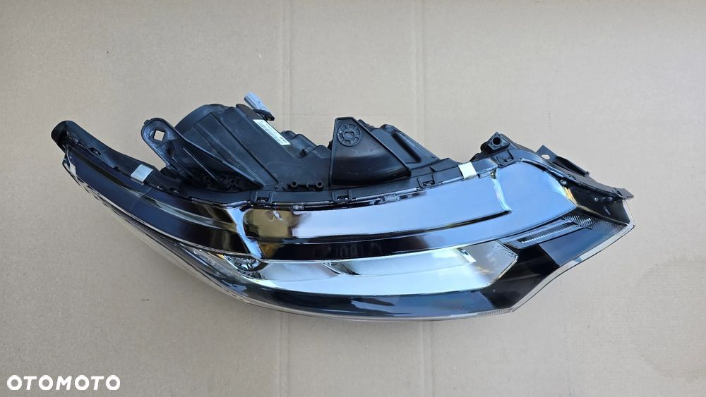 Mitsubishi Outlander  16-19 Lampa Przód FULL LED Prawa EU Oryginał - 5