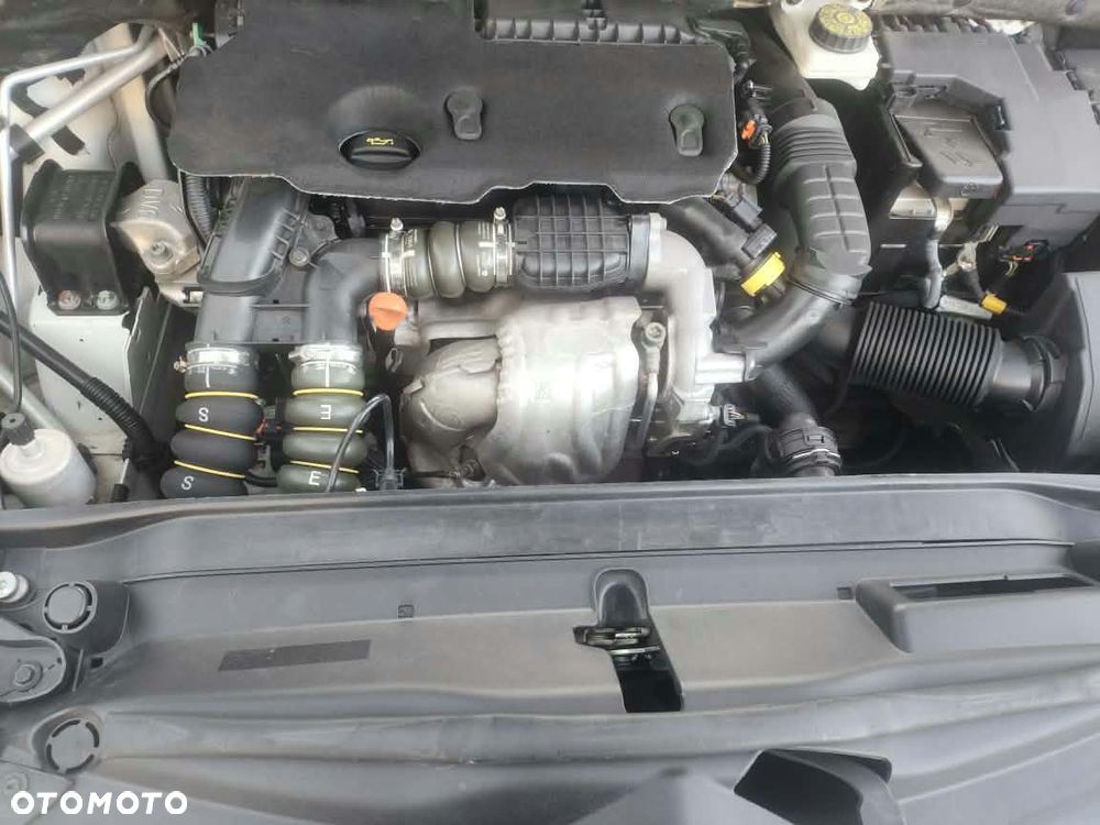 Citroën C4 1.6 BlueHDi Feel - 25