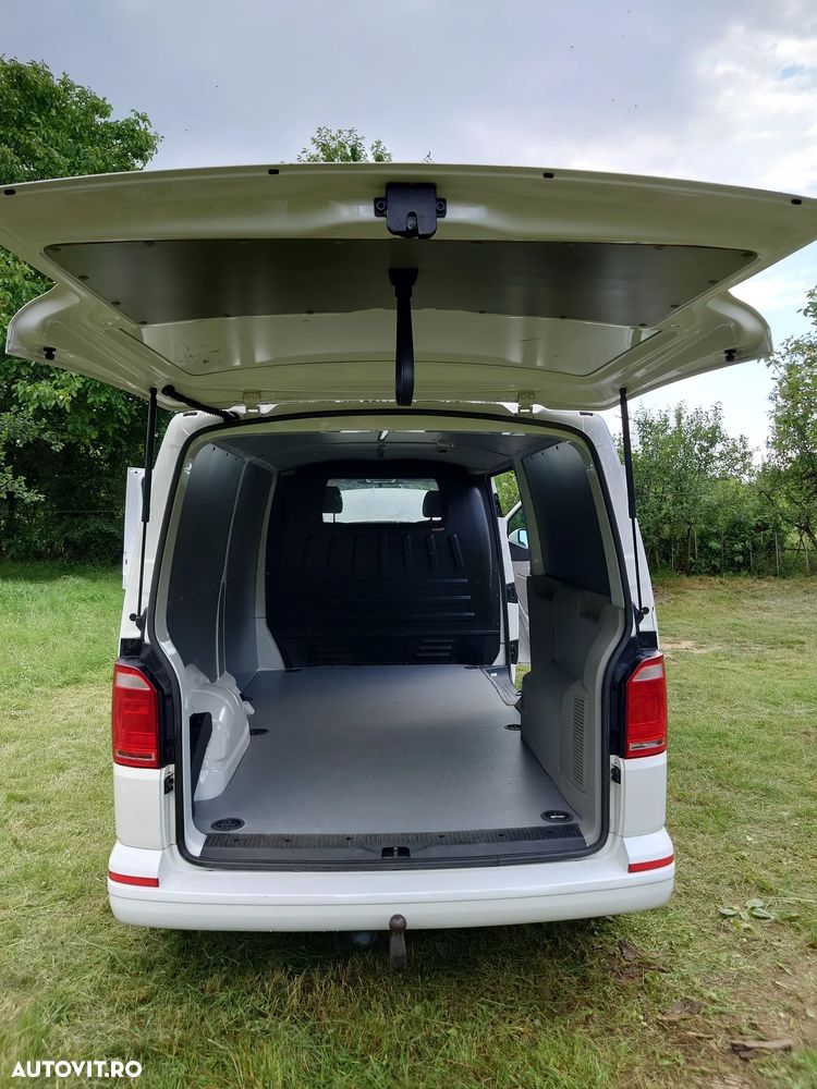 Volkswagen Transporter - 24