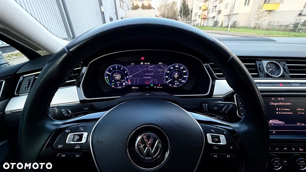 Volkswagen Passat - 38