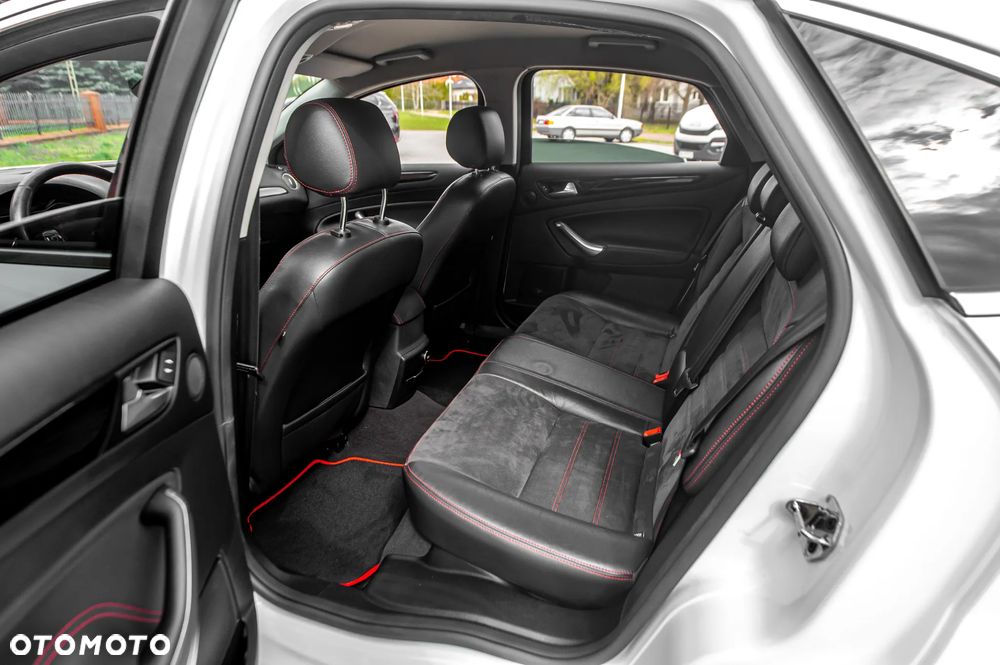 Ford Mondeo 2.0 TDCi Titanium S - 19