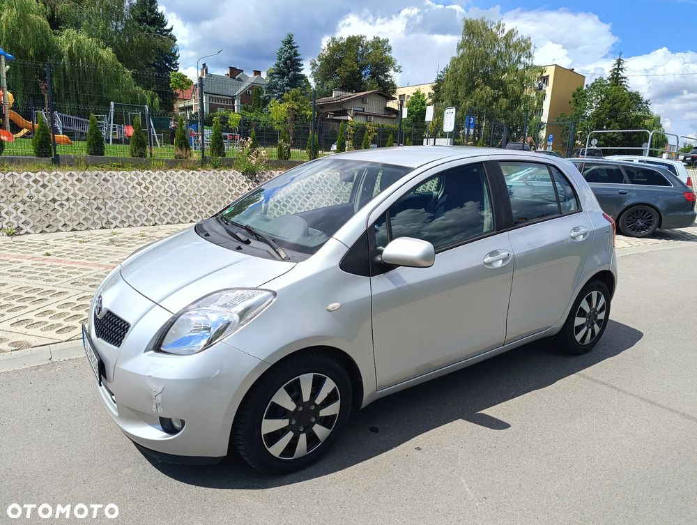 Toyota Yaris 1.3 Edition - 12