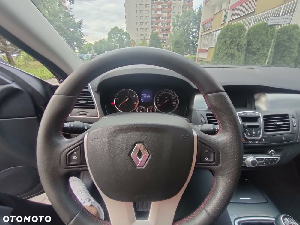 Renault Laguna 2.0 dCi GT - 21