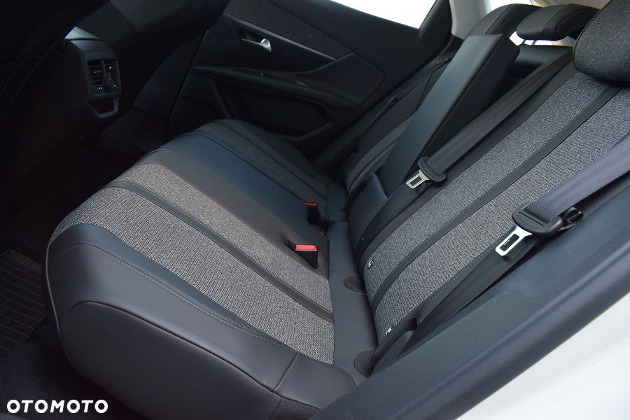 Peugeot 3008 BlueHDi 120 EAT6 Stop & Start Active - 9
