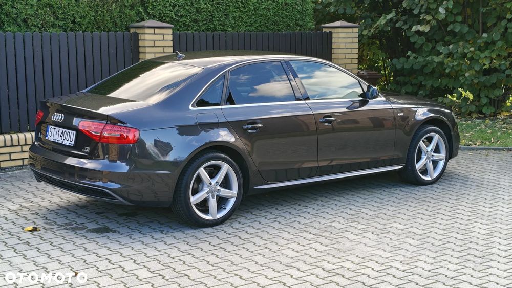 Audi A4 Limousine - 3