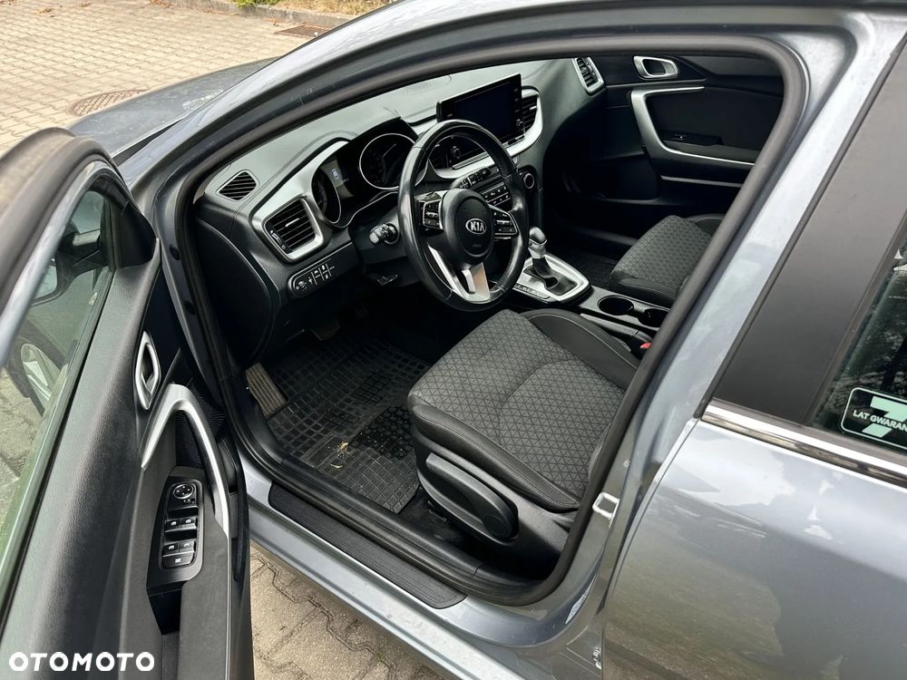 Kia Ceed 1.5 T-GDI M DCT - 17