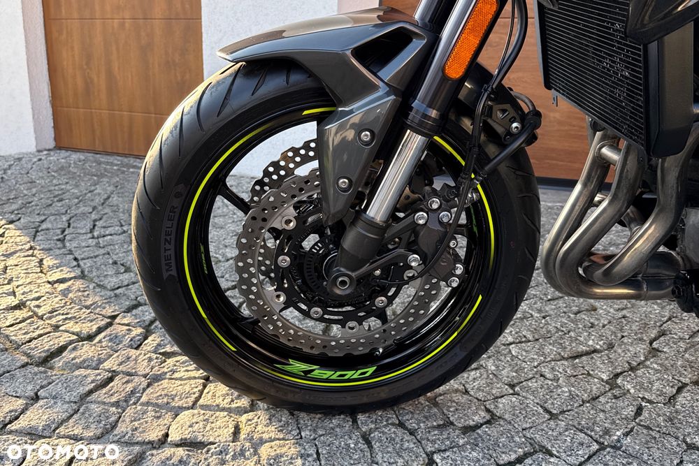 Kawasaki Z 900 - 20