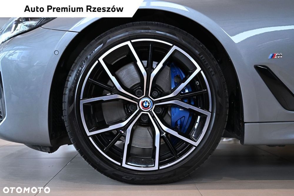 BMW Seria 5 530d xDrive mHEV - 21