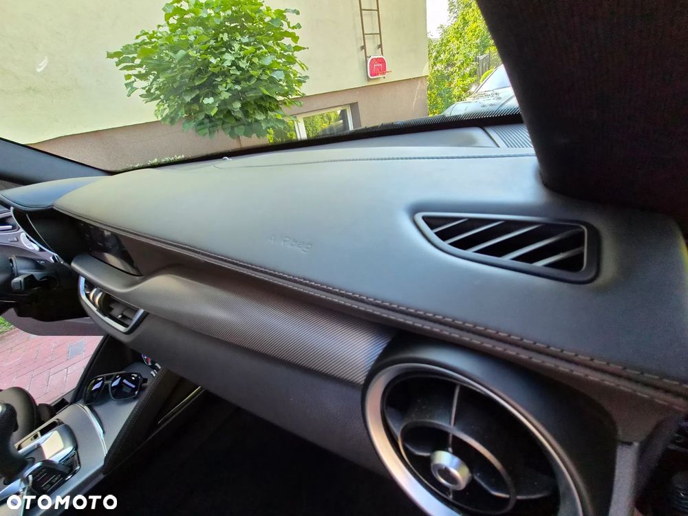Alfa Romeo Stelvio - 27