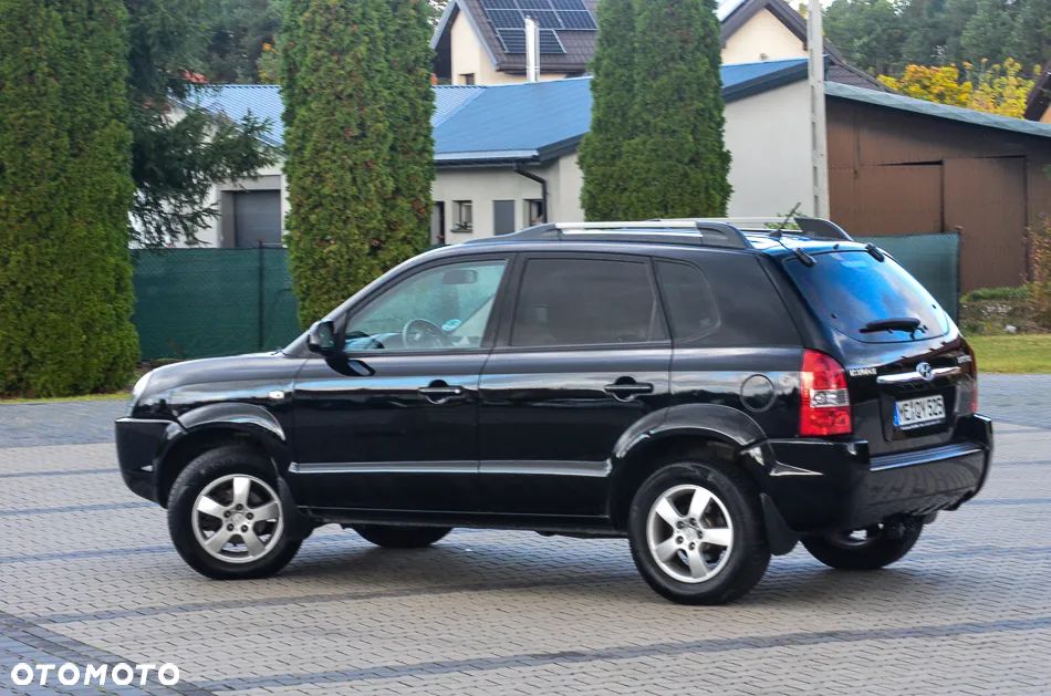 Hyundai Tucson 2.0 2WD GLS - 23