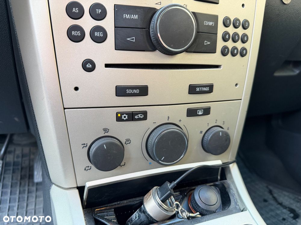 Opel Astra - 18