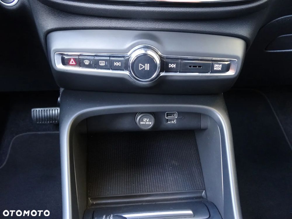 Volvo XC 40 T4 Recharge DKG Plus Dark - 31