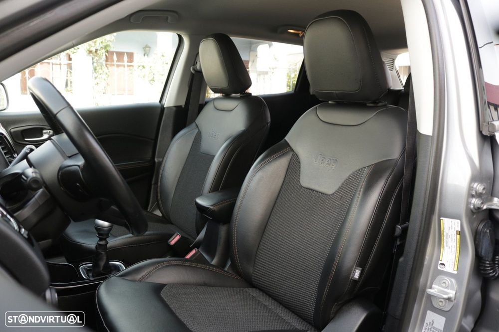 Jeep Compass 1.6 M-Jet Limited - 21