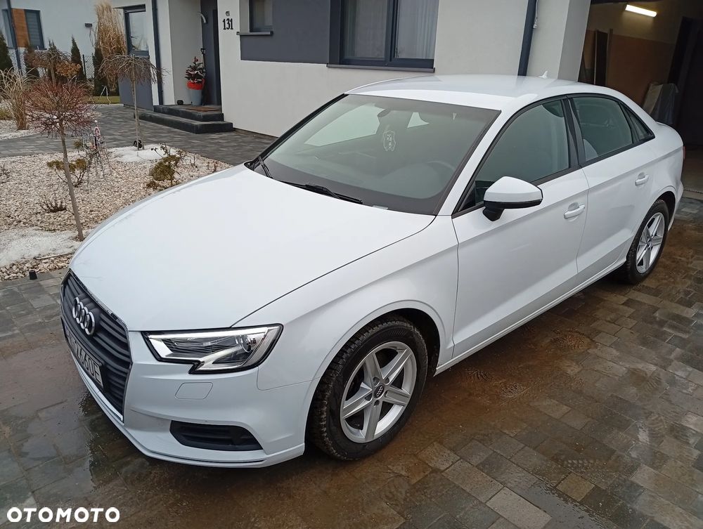 Audi A3 Limousine 1.6 TDI S tronic - 2