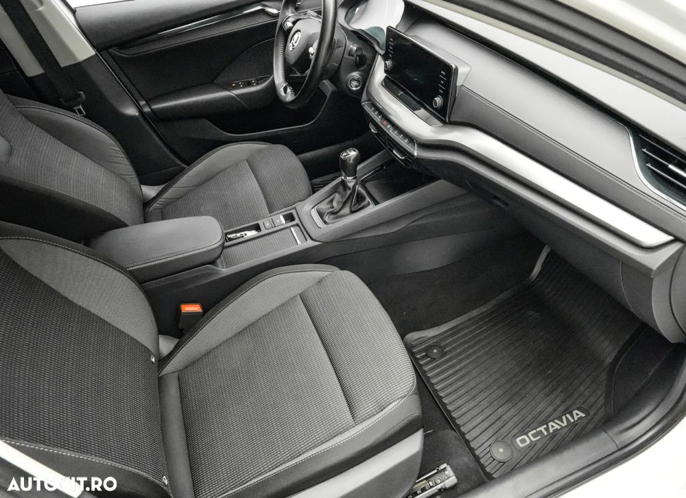 Skoda Octavia 2.0 TDI Style - 13