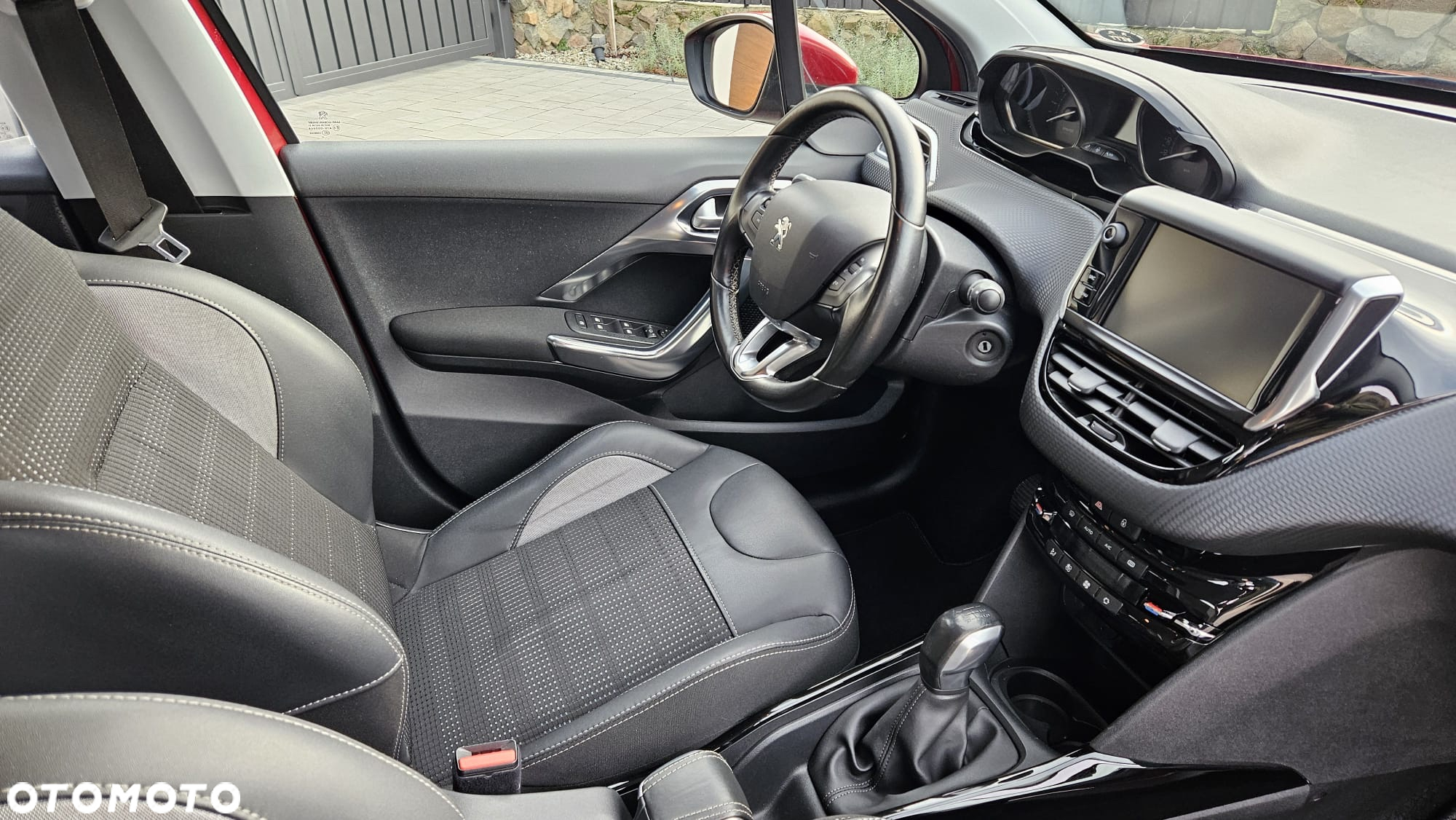Peugeot 2008 PureTech 110 Stop&Start Allure - 6