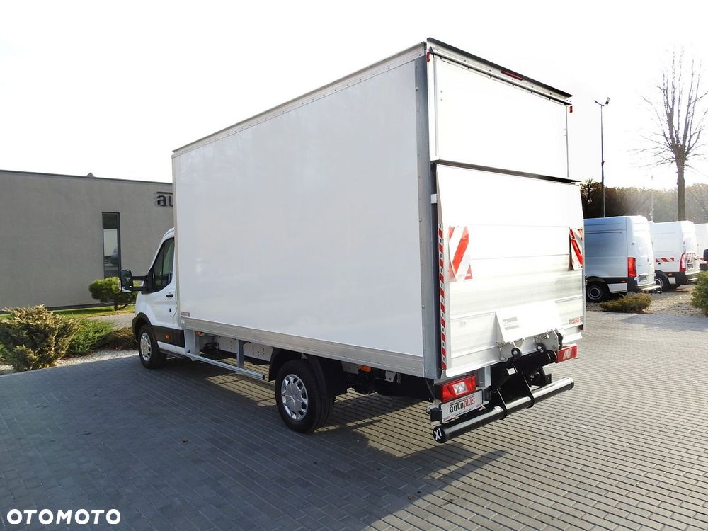 Ford TRANSIT KONTENER WINDA 8 PALET TEMPOMAT KLIMATYZACJA  130KM - 10