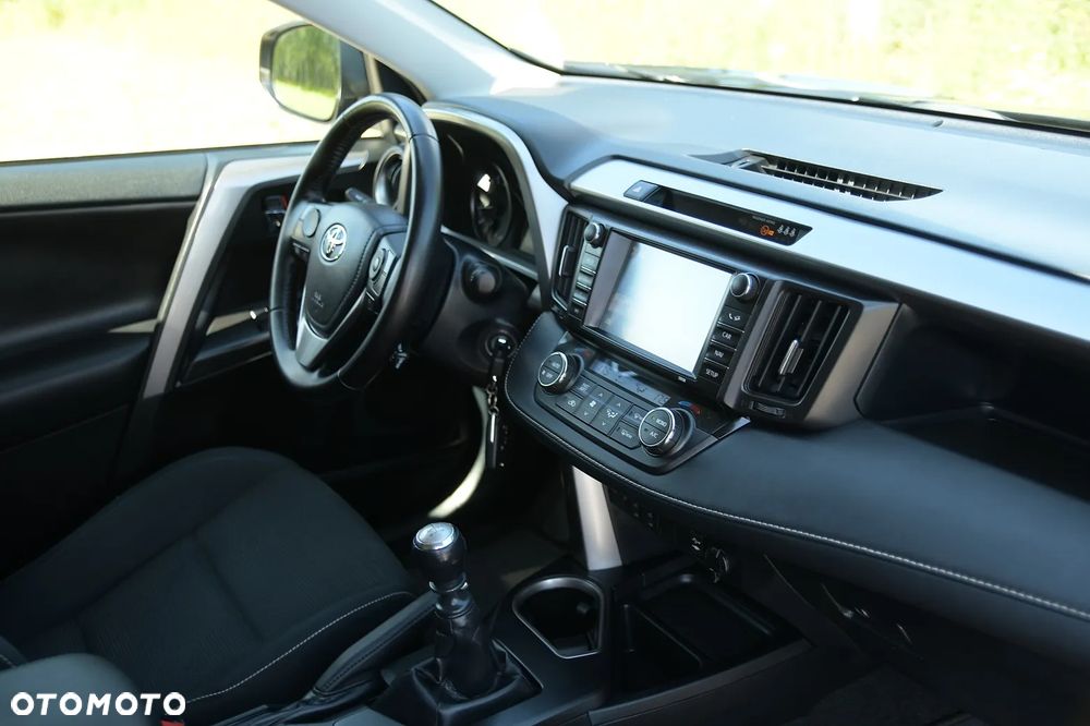 Toyota RAV4 2.0 4x4 Start&Stop Executive - 23