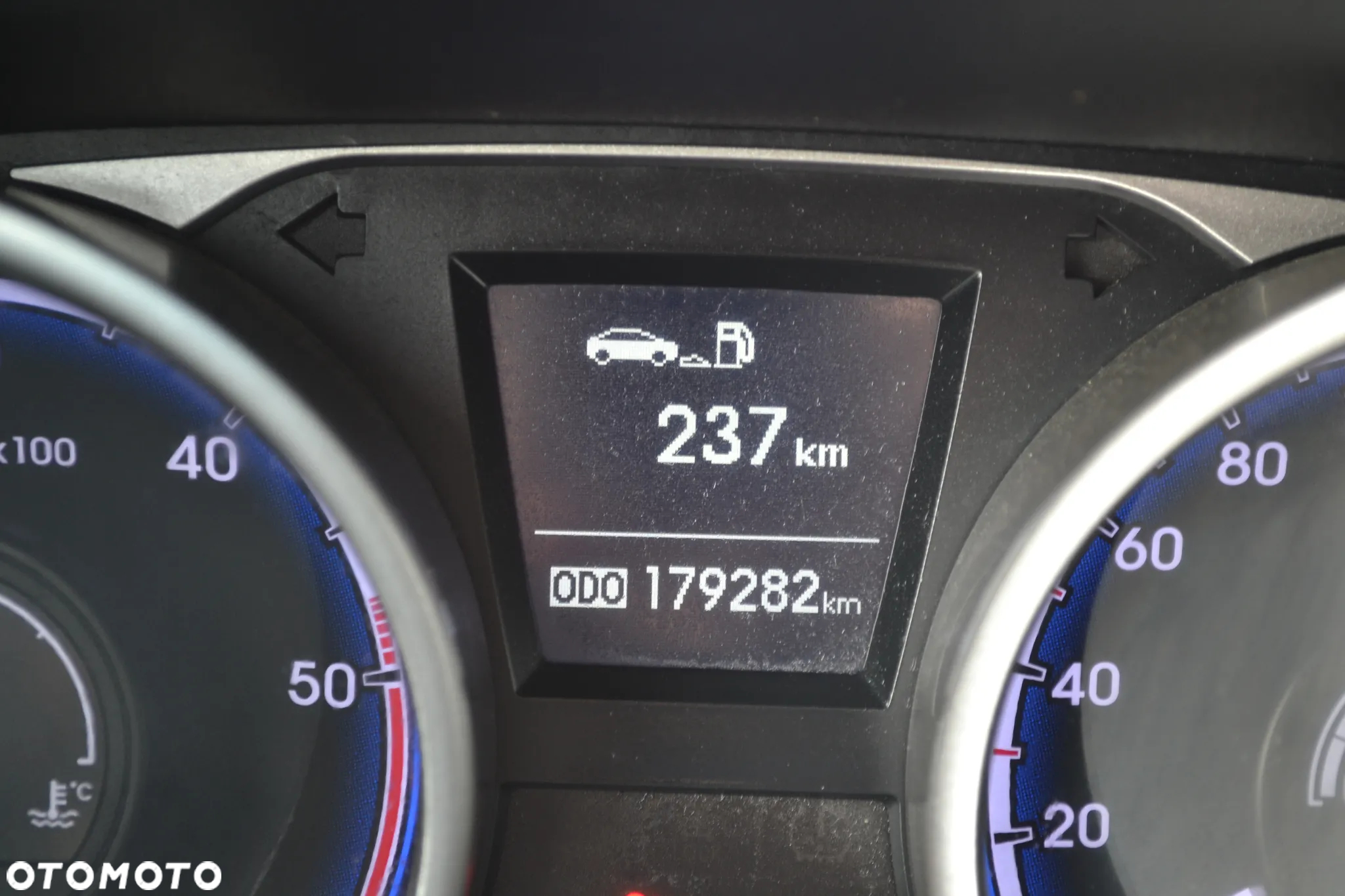 Hyundai ix35 1.7 CRDi 2WD blue Comfort - 6