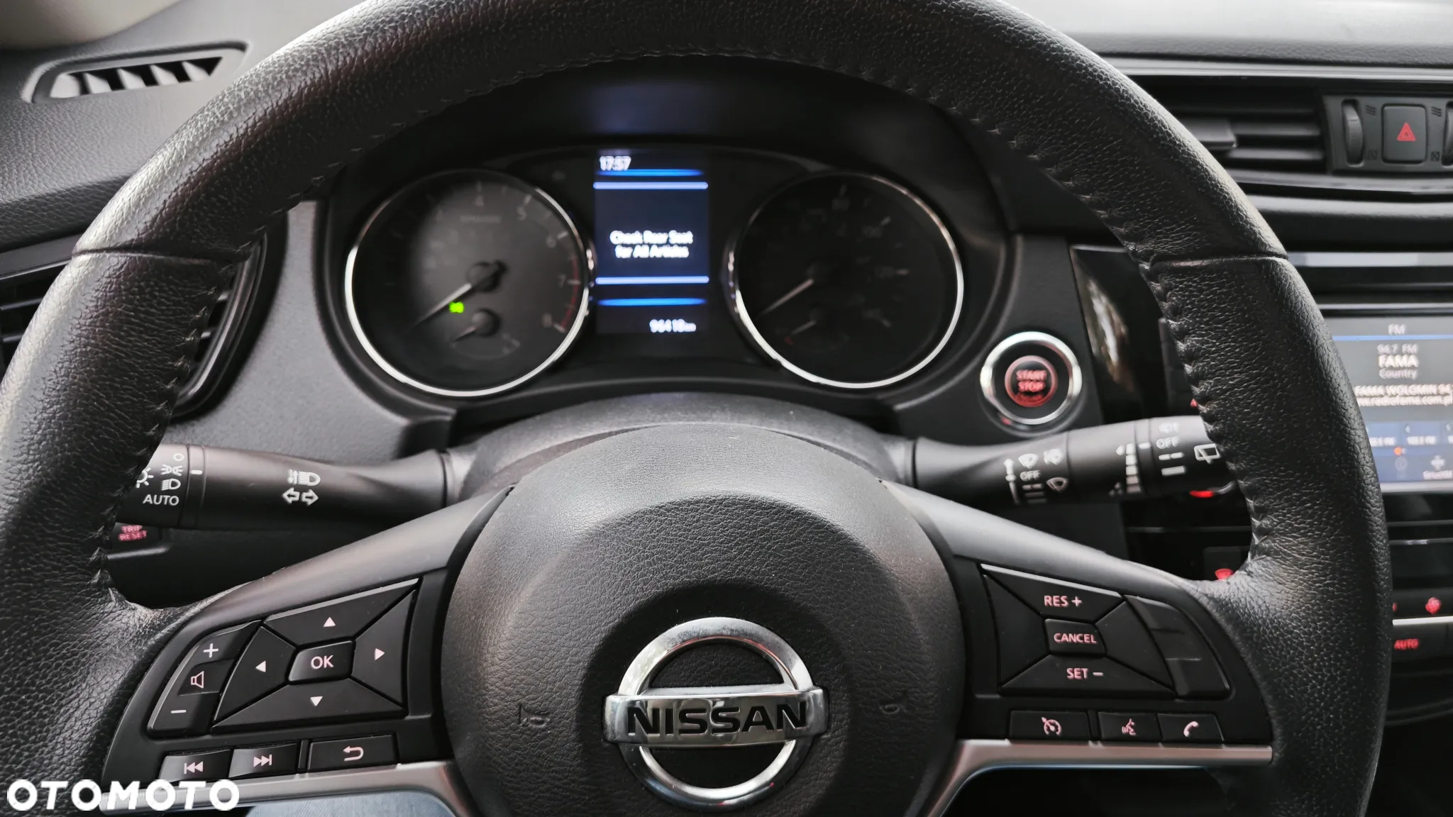 Nissan Rogue - 9