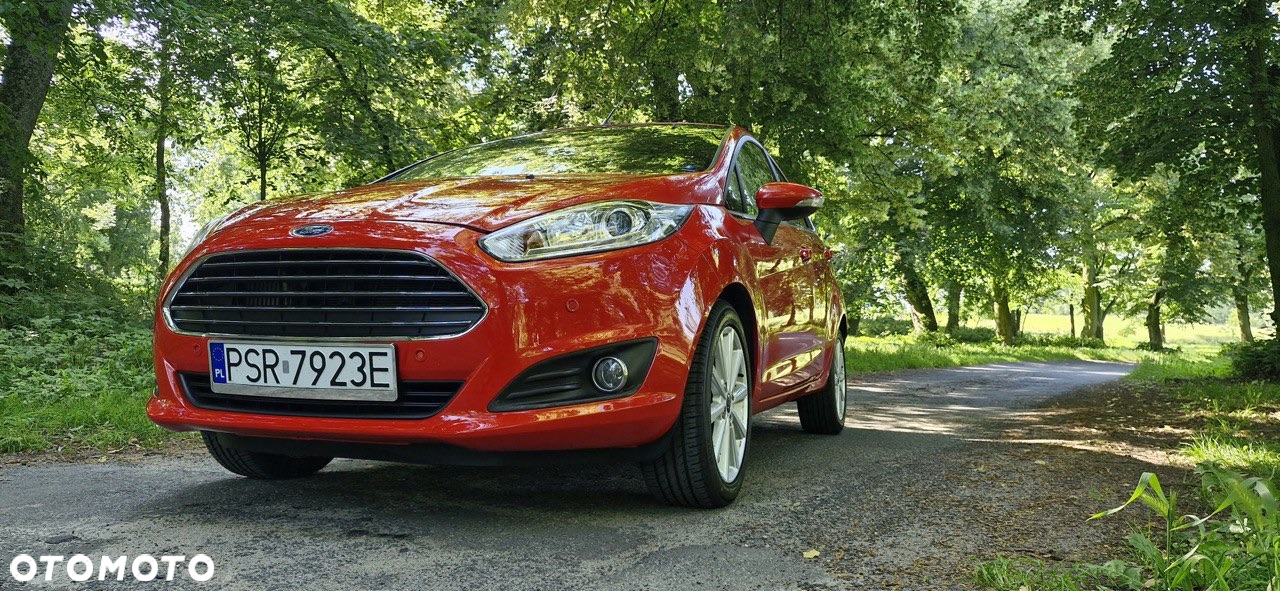 Ford Fiesta 1.0 EcoBoost S&S TITANIUM - 5
