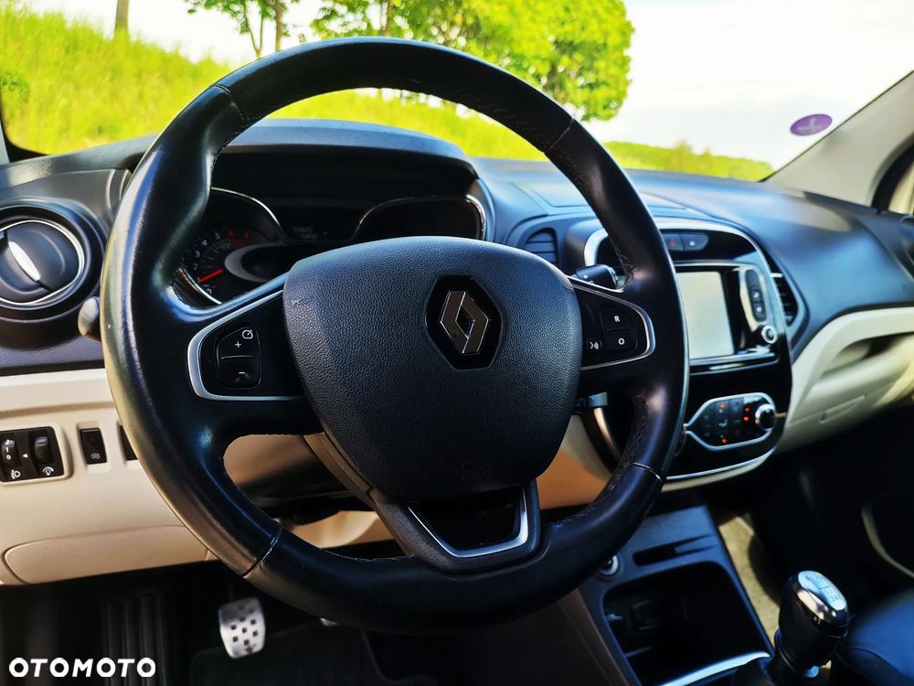 Renault Captur - 22