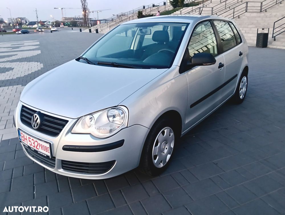 Volkswagen Polo 1.2 Comfortline - 2