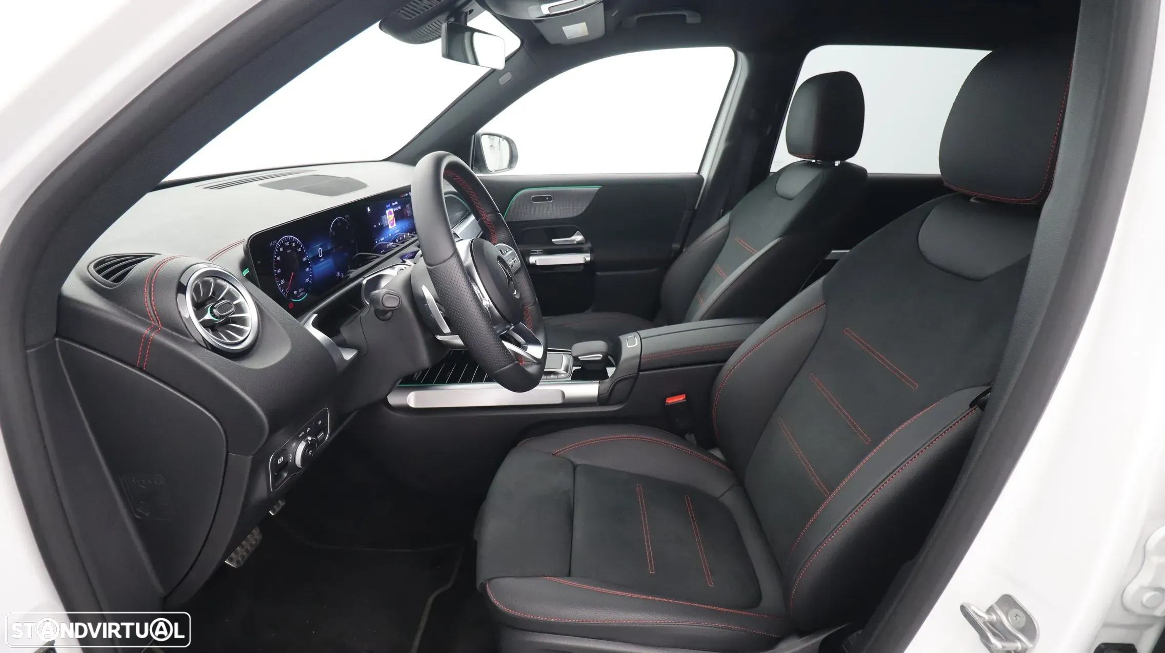 Mercedes-Benz EQB 350 4Matic AMG Line - 12