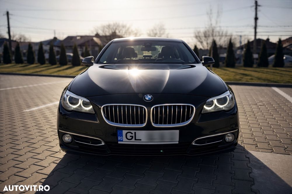 BMW Seria 5 525d Sport-Aut. Luxury Line - 1