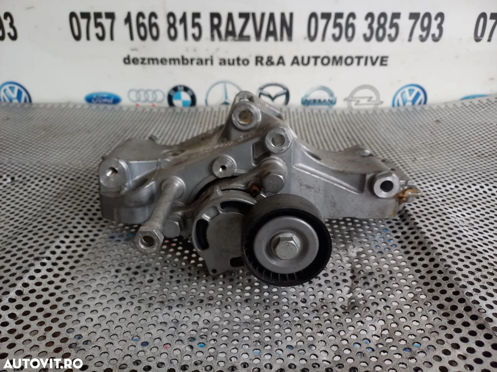 Suport Accesorii Cu Rola Intinzatoare Noua Sub 1.000 Km Bmw 2.0 Diesel B47 Cod  M2 M3 M4 M5 M6 M7 M - 2