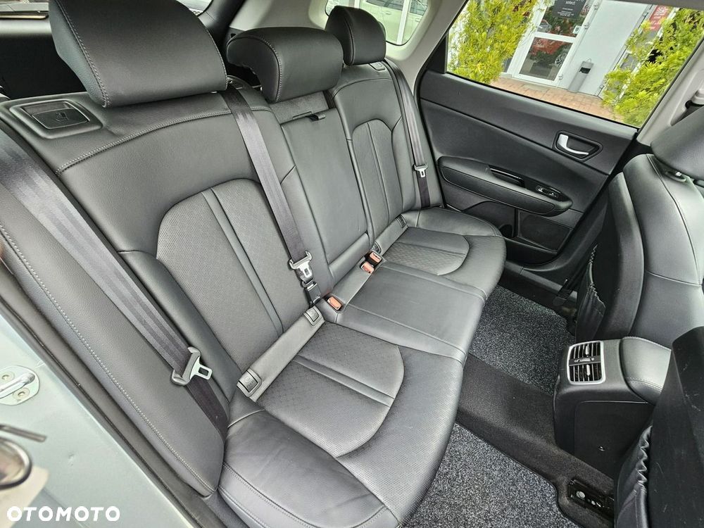 Kia Optima - 17