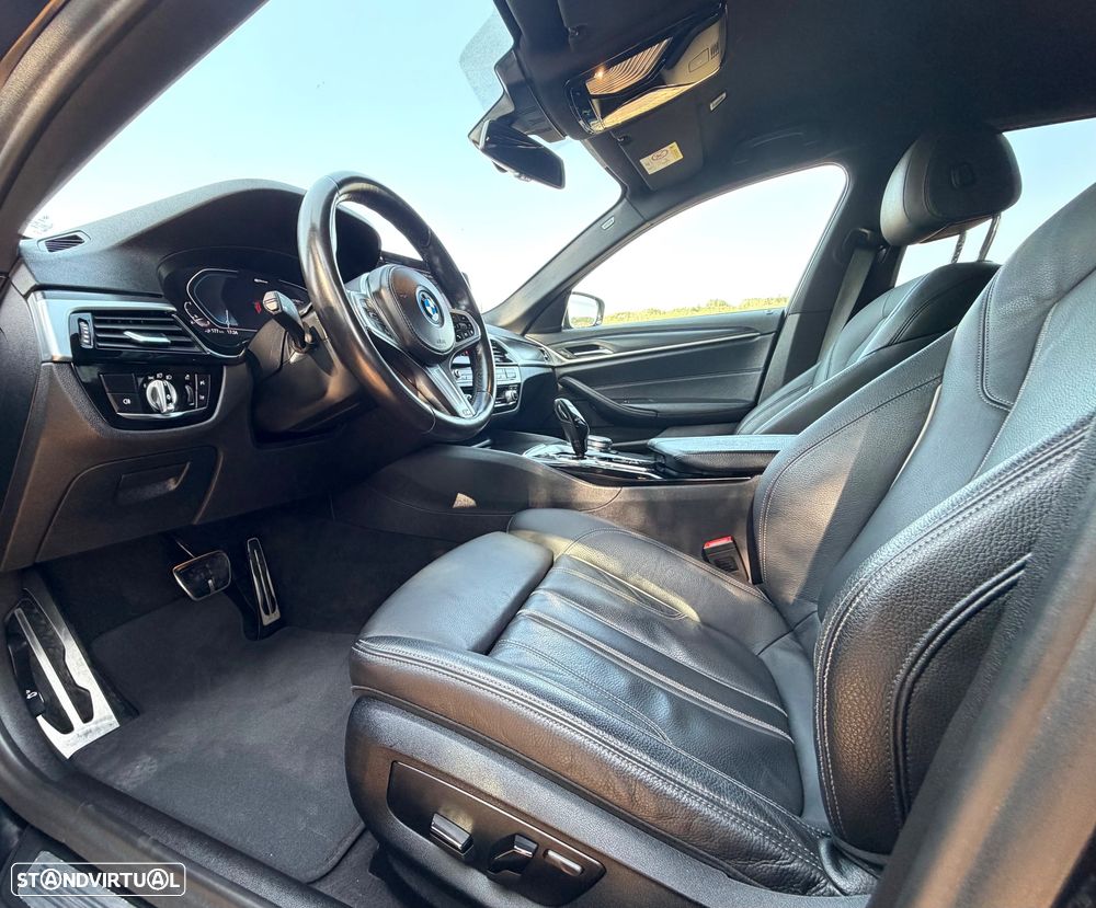BMW 530 e Pack Desportivo M - 20