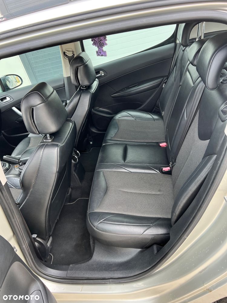 Peugeot 308 - 6